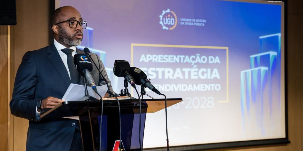 Read more about the article Angola planeia captar US$ 1,7 bilhão nos mercados internacionais para reforçar finanças públicas