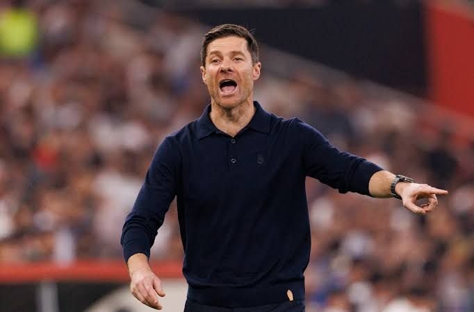 Read more about the article Falta de resultados leva Real Madrid a dispensar Xabi Alonso