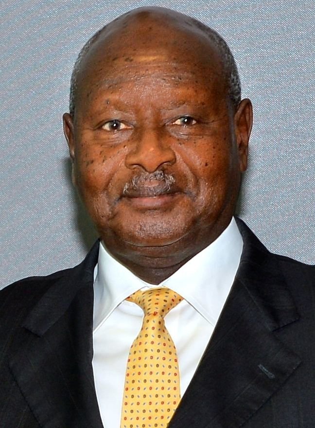 Read more about the article Yoweri Museveni promete transformar Uganda na “Singapura da África” em novo mandato