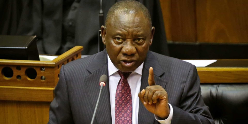 Read more about the article Cyril Ramaphosa ordena presença militar em áreas de alta criminalidade na África do Sul