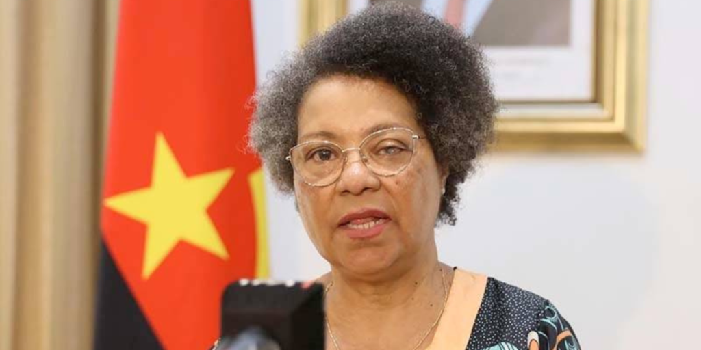 Read more about the article Ministra da Educação confirma arranque de implementação da inteligência artificial no ensino primário