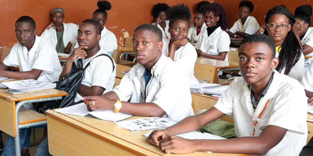 Read more about the article 25 em cada 100 angolanos nunca frequentaram a escola. Número ascende a 7,6 milhões