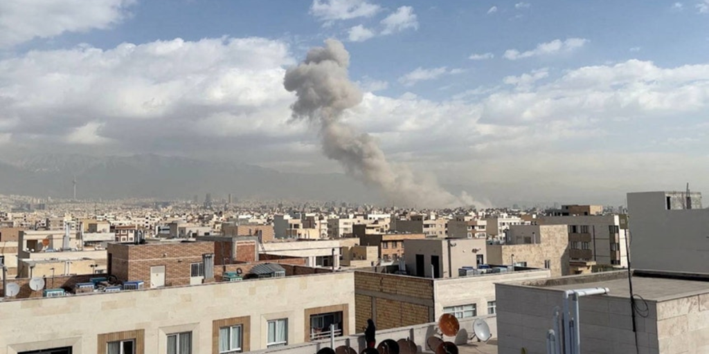 Read more about the article Israel e Estados Unidos lançam ataque militar em Teerão